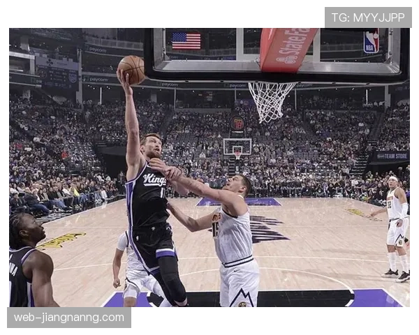 巴克利背打制造错位，MVP级得分结构与约基奇不同