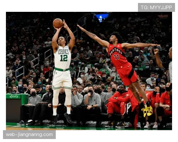 挡拆后拉开投射，格兰特·威廉姆斯三分威胁上升