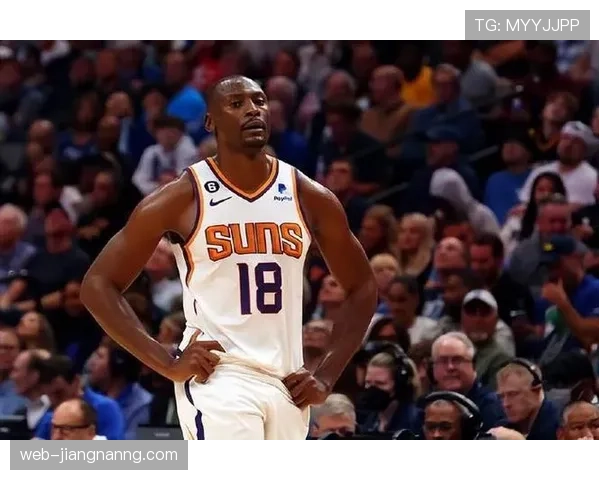 波蒂斯挡拆制造错位对位中锋拉开内线得分提升终结率